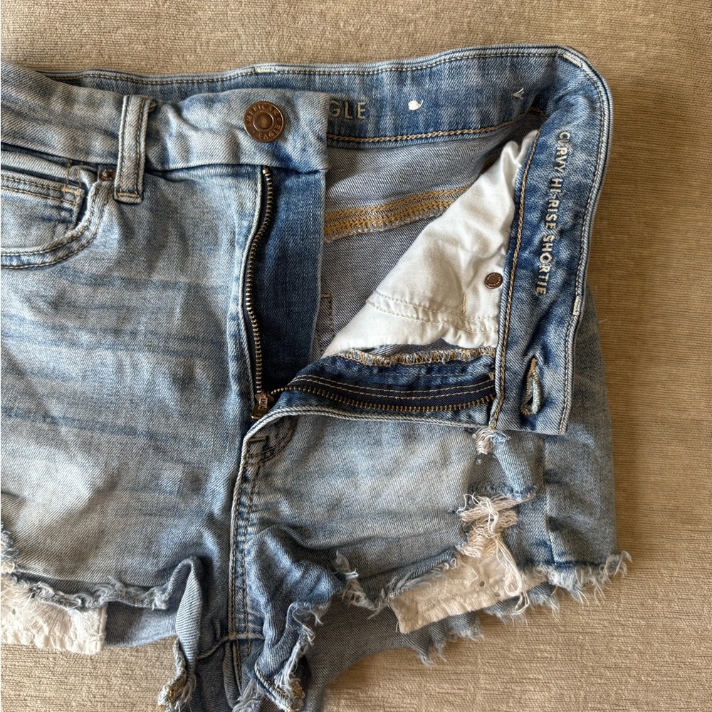 American Eagle women’s stretch curvy high-rise Shorty distressed denim shorts - Picture 12 of 12